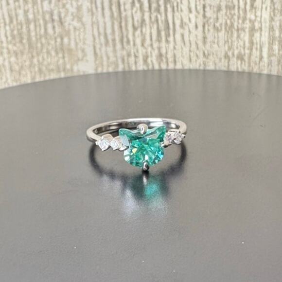 NEW 1.5ct Aquamarine Moissanite Cat Ring in 925 Silver - Picture 3 of 8